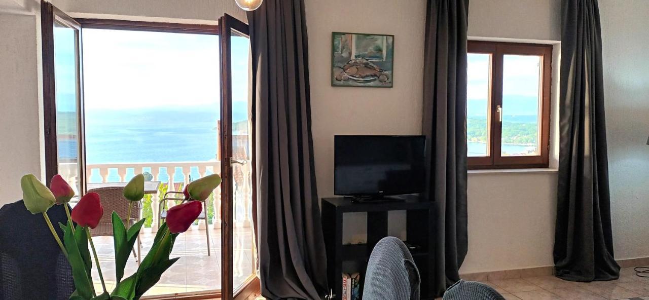 Olivista Croatia Apartments Njivice Buitenkant foto