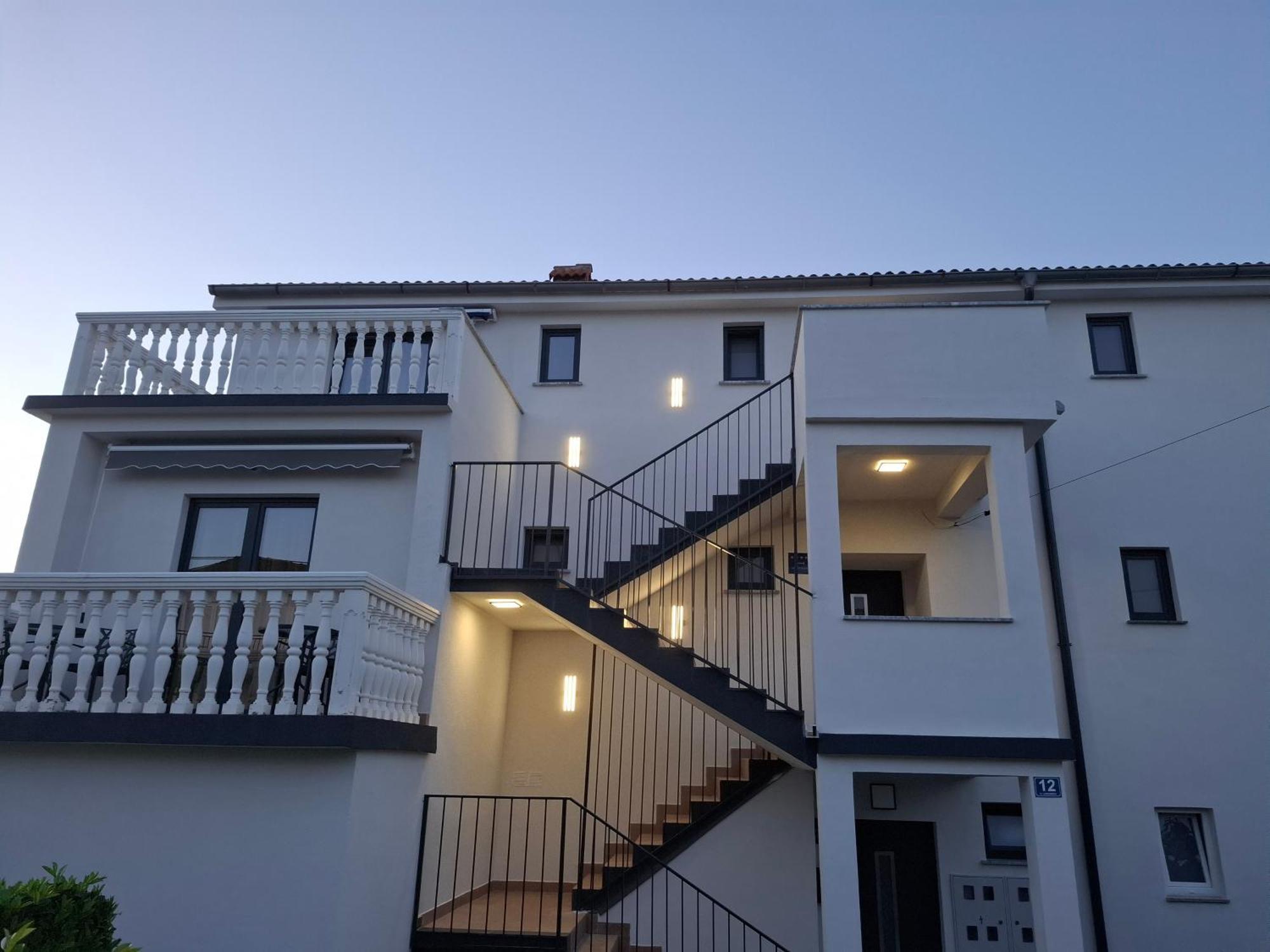 Olivista Croatia Apartments Njivice Buitenkant foto